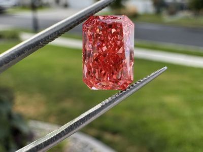 2.52 Carats Radiant Cut Pink-Red Loose Lab Grown Diamond