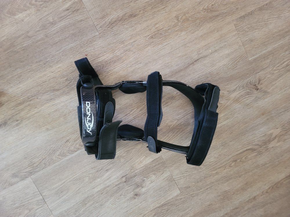 DonJoy Defiance III Knee Brace Left Leg - Black Carbon Fiber ACL Support - Size Large