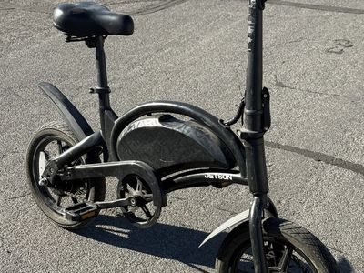 Jetson Bolt Folding Electric Bike
