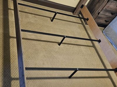 Ashley "Ranier" Queen Bedroom Set (Please read ad)