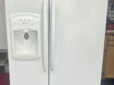 Maytag Side‑by‑Side Refrigerator – White – Works Great!