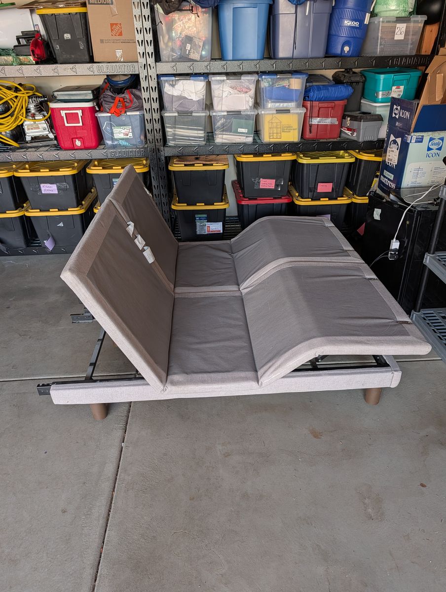 King Dual Power Adjustable Base + Mattress — $500 OBO