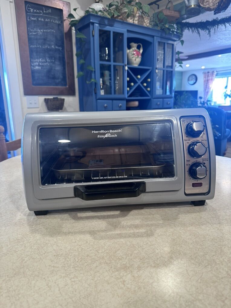 Hamilton Beach Easy Reach Oven