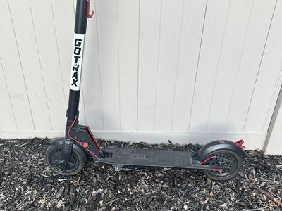 GoTrax GXL V2 electric Scooter