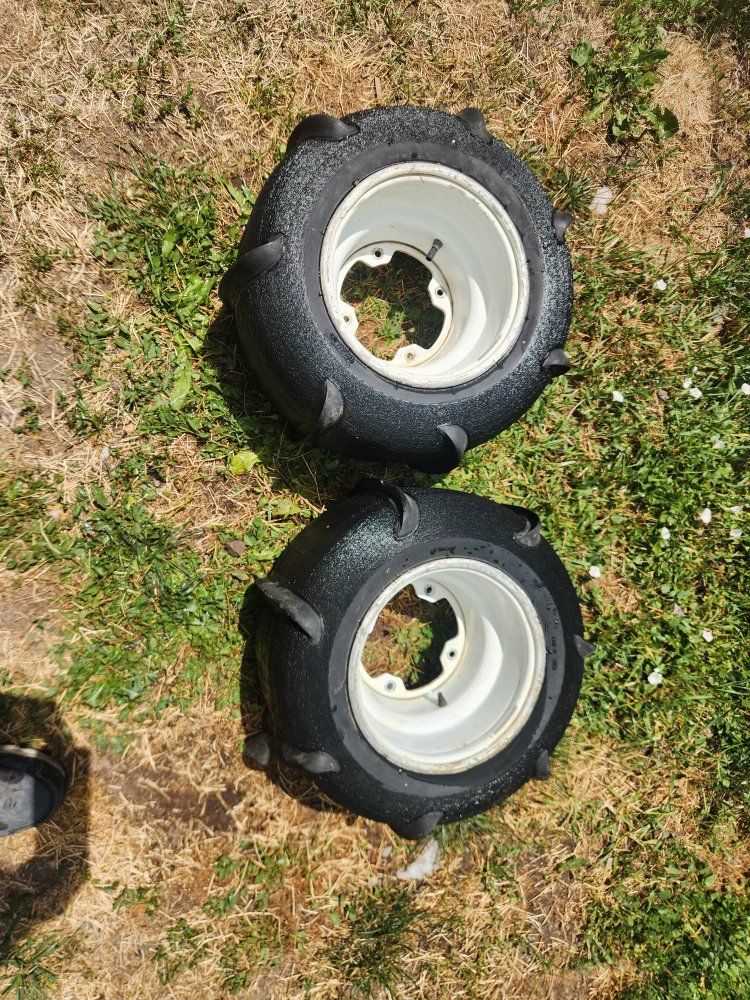 Pair of Sand Paddle Tires on Wheels - ATV/UTV Off-Road Fun