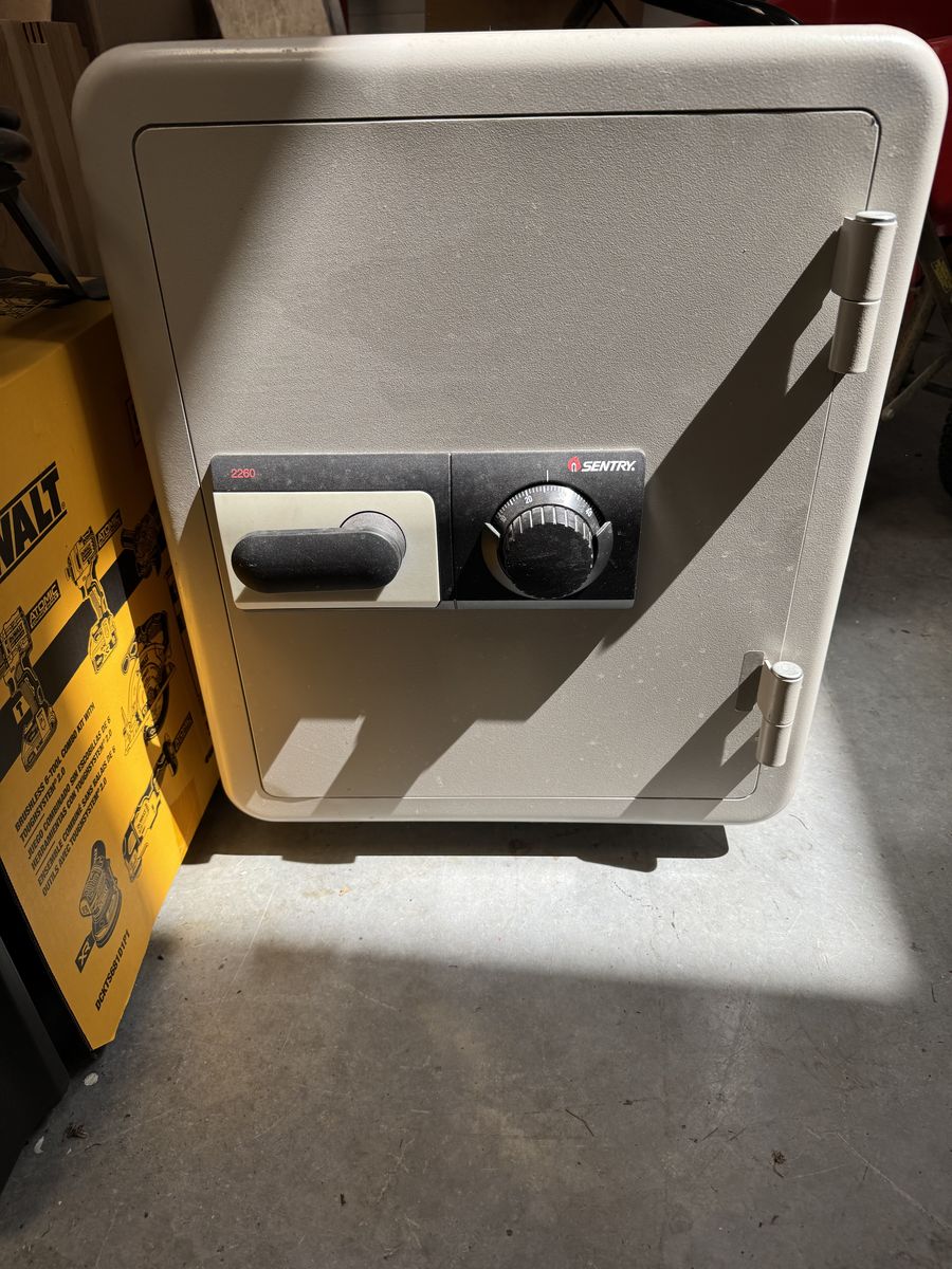 Sentry security safe