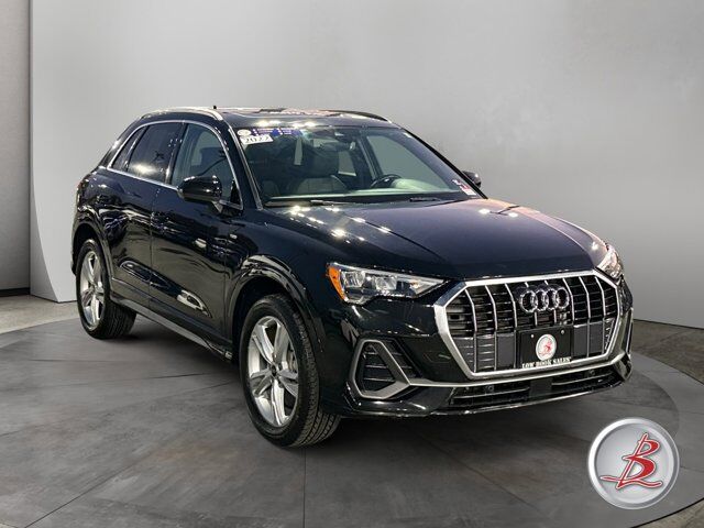 2022 Audi Q3 quattro S line Premium 45 TFSI