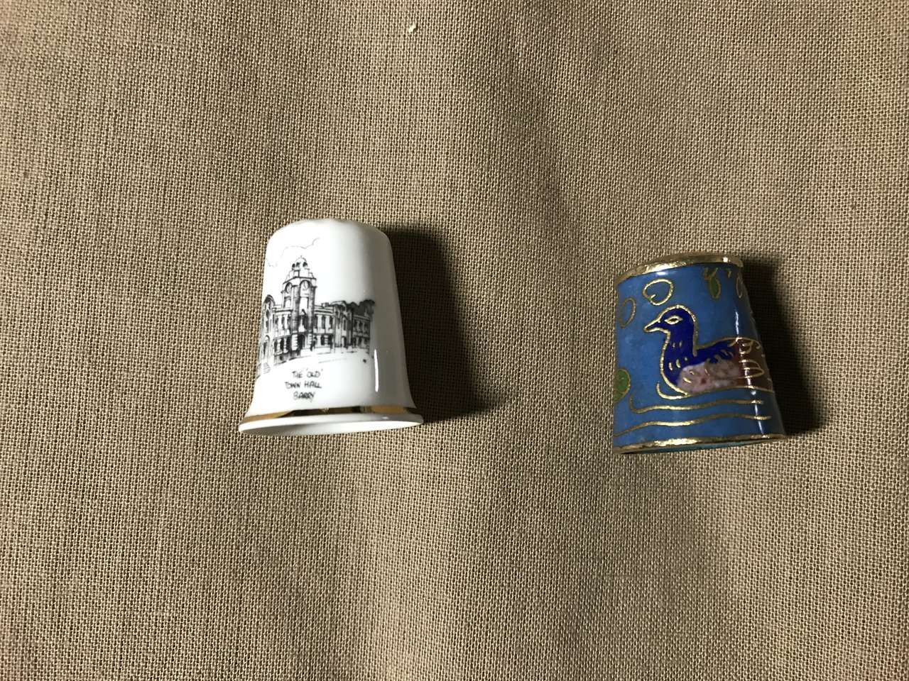 Thimbles, 1 Porcelain, 1 Metal or Washington State Souvenir wall Plate PICK 1 or More of Collectibles