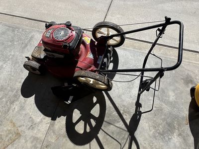 Craftsman 22” Self-Propelled Mulching Mower, Briggs & Stratton 6.25 HP, FWD, Runs Great