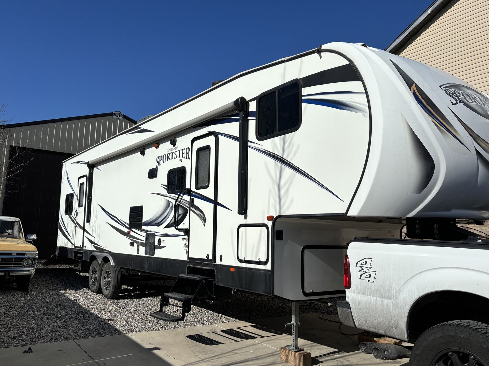 2017 KZ Sportsmen Sportster Toy Hauler