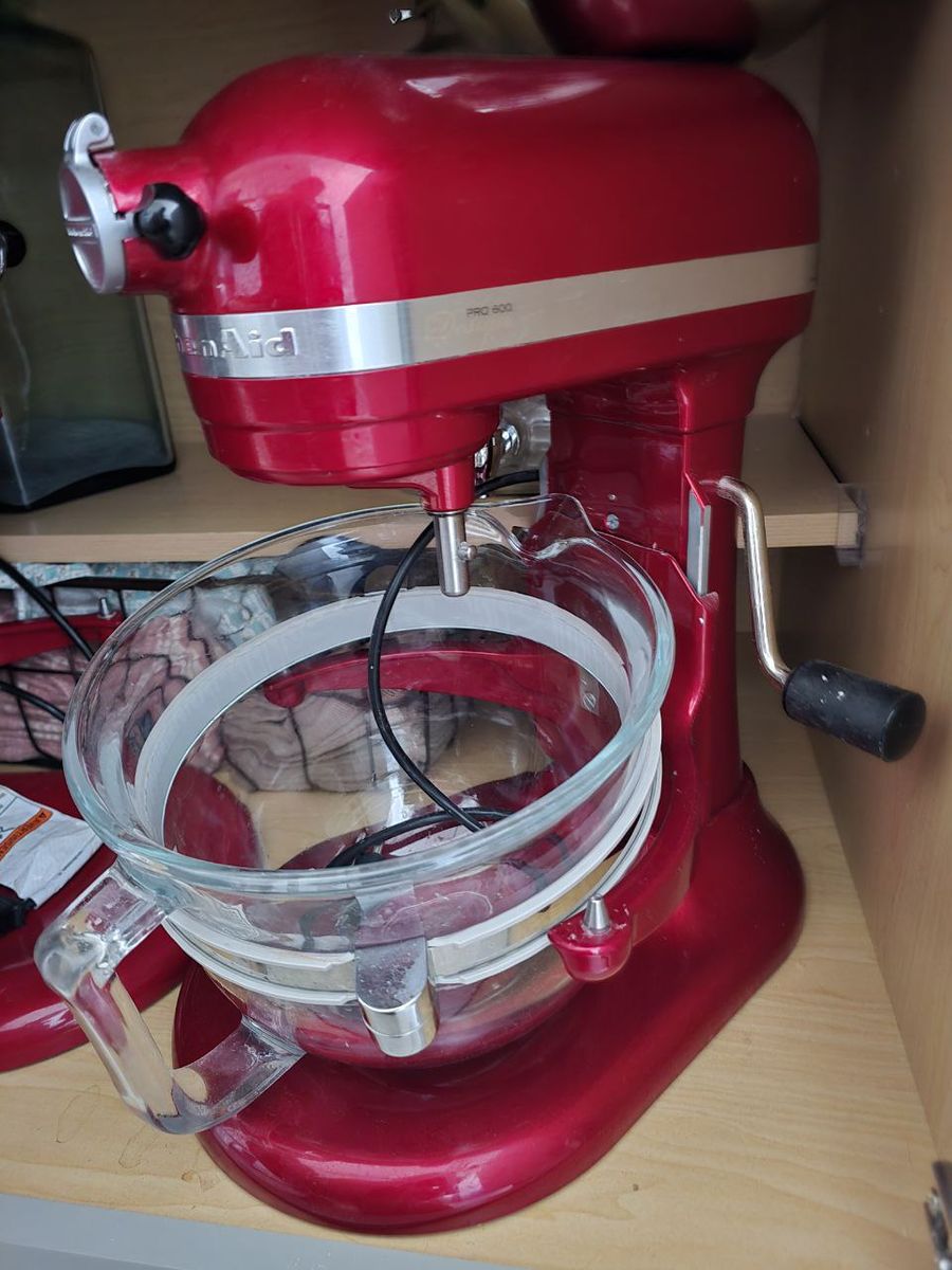 KitchenAid Pro 600 6 Quart KitchenAid Bowl Lift Stand Mixer
