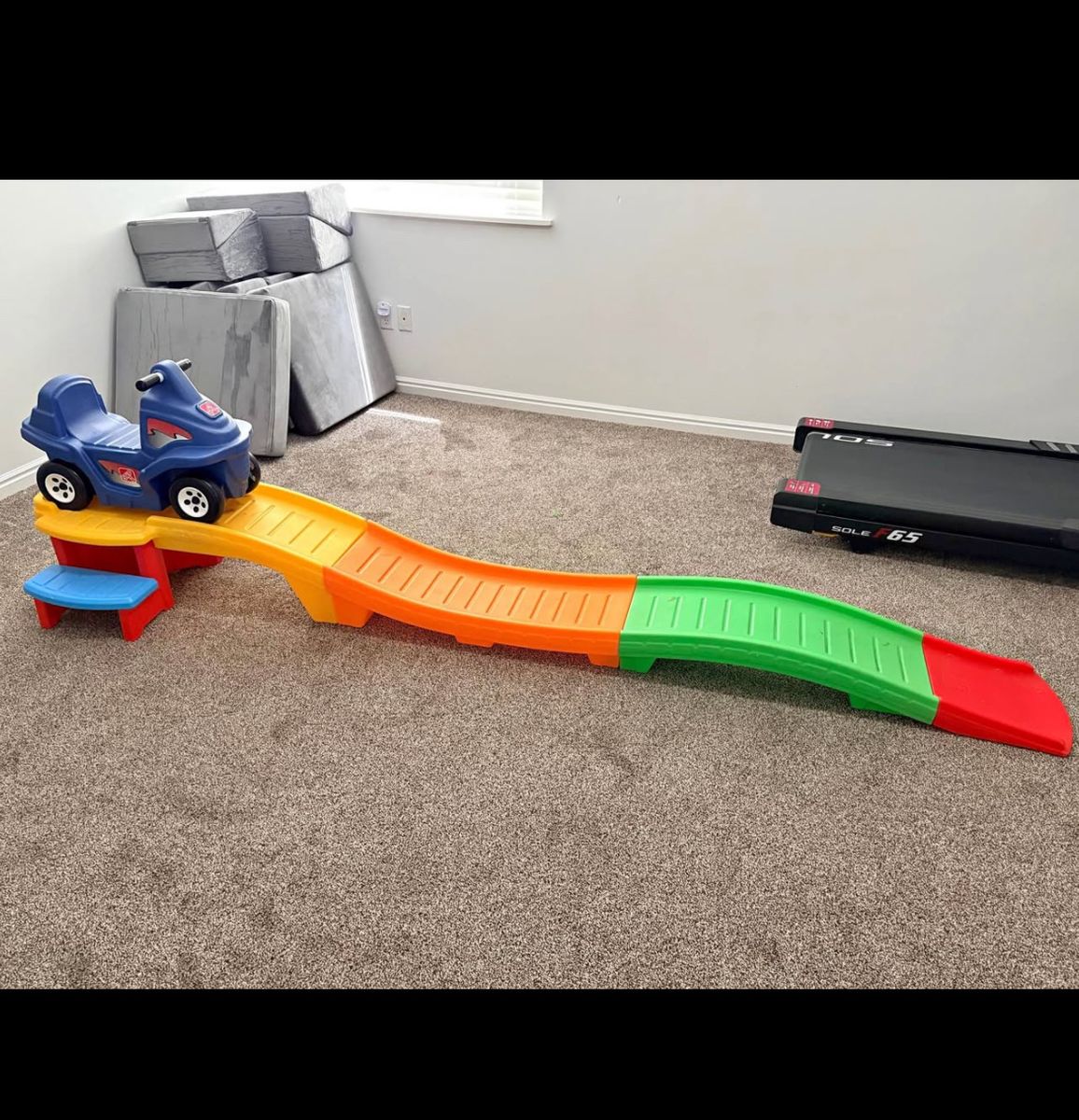 Step2 Up & Down Roller Coaster Ride-On Toy for Toddlers & Kids, Blue Car & Multicolor Track