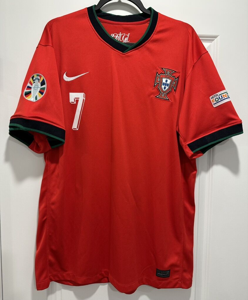 Cristiano Ronaldo #7 Portugal  Jersey - XL