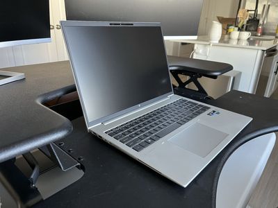 HP EliteBook 860 G9 16” i7 – Intel Evo vPro – Bang & Olufsen – Like New