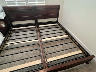 King Bed Frame / two twin bed frames