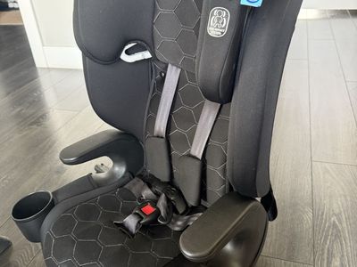 Barely used GRACO CAR SEAT