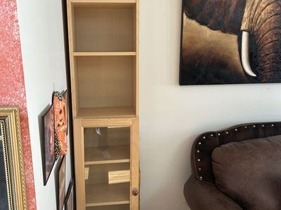 Ikea bookcase, 6 shelf, w/glass bottom door