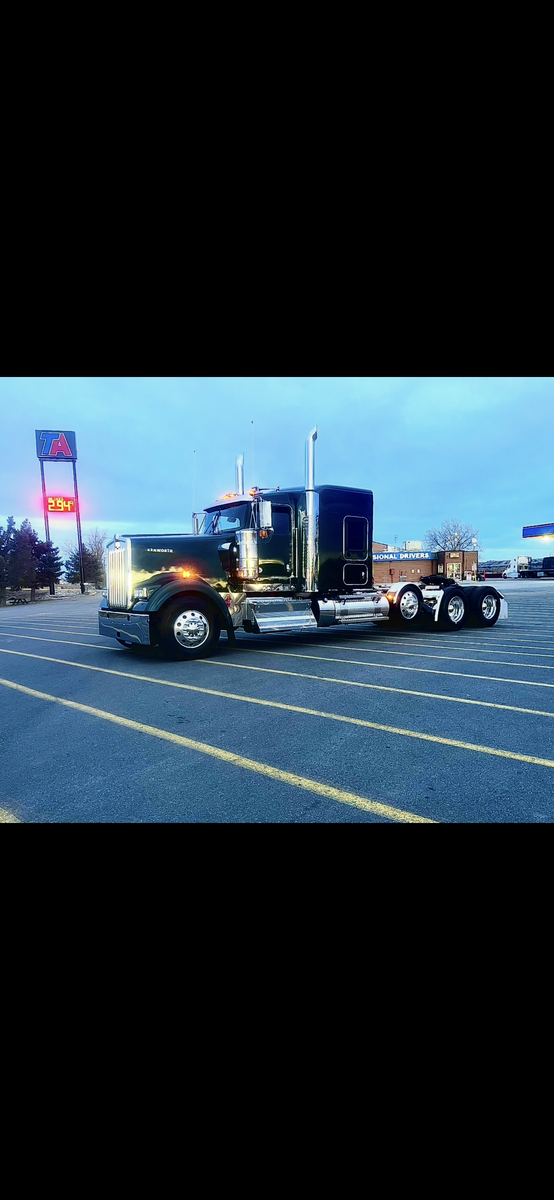 2024 w900 Kenworth