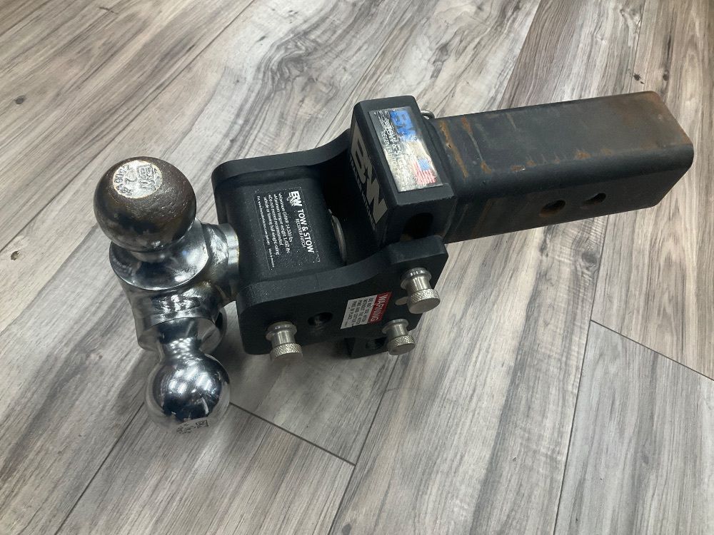 B&W TRI BALL ADJUSTABLE DROP HITCH