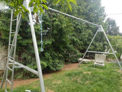 Steel swingset