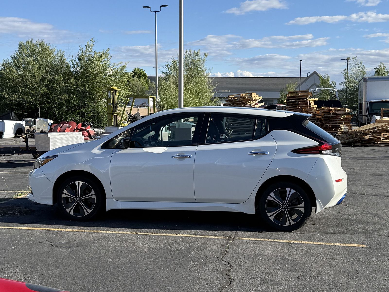 2022 Nissan Leaf SL PLUS