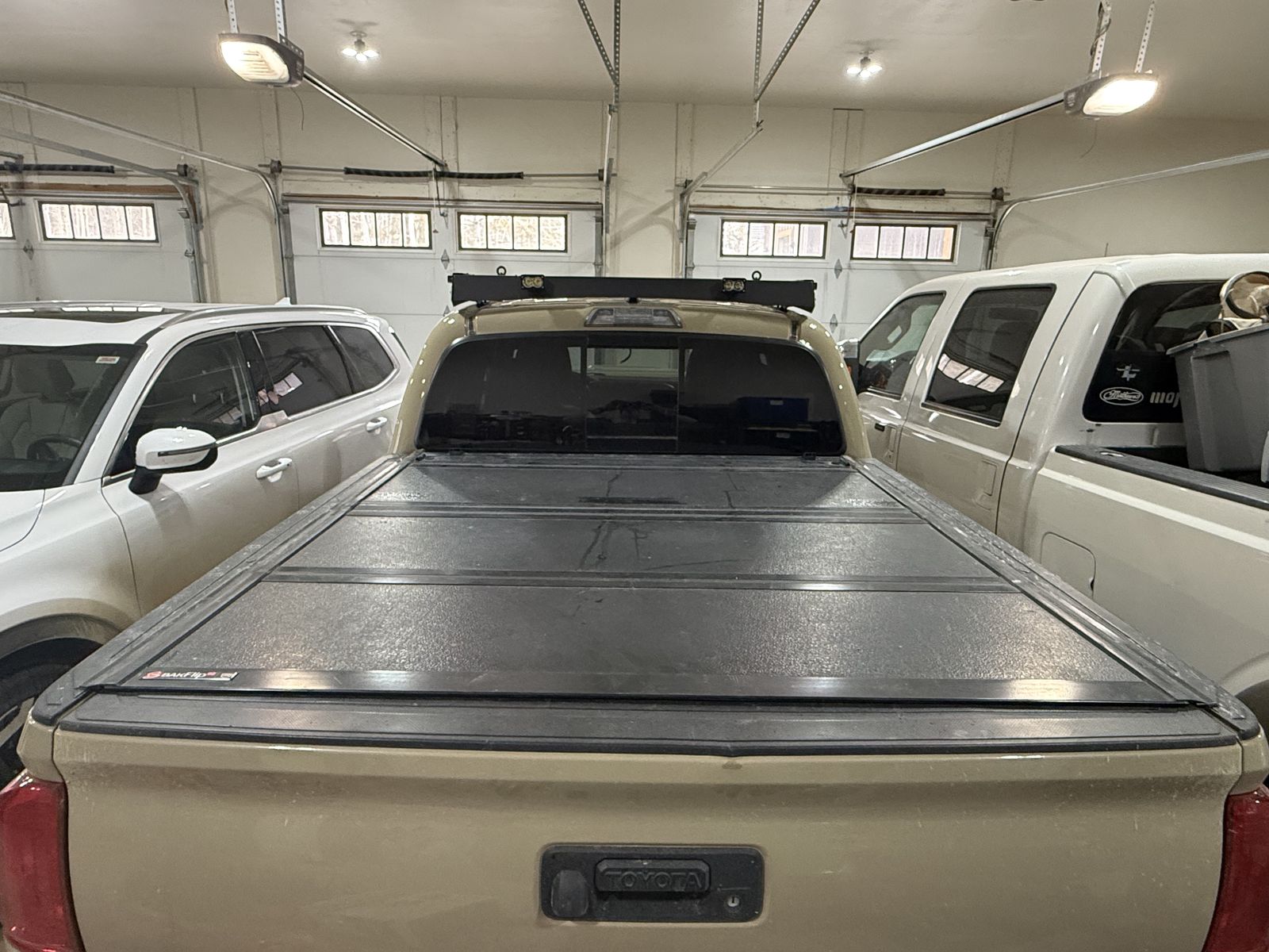 Bakflip Tri Fold Tonneau Cover