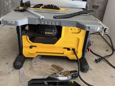 Dewalt Table Saw, almost new