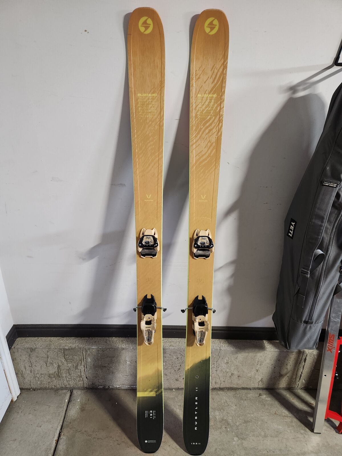 24/25 Blizzard Rustler 11 with Marker Griffon 13