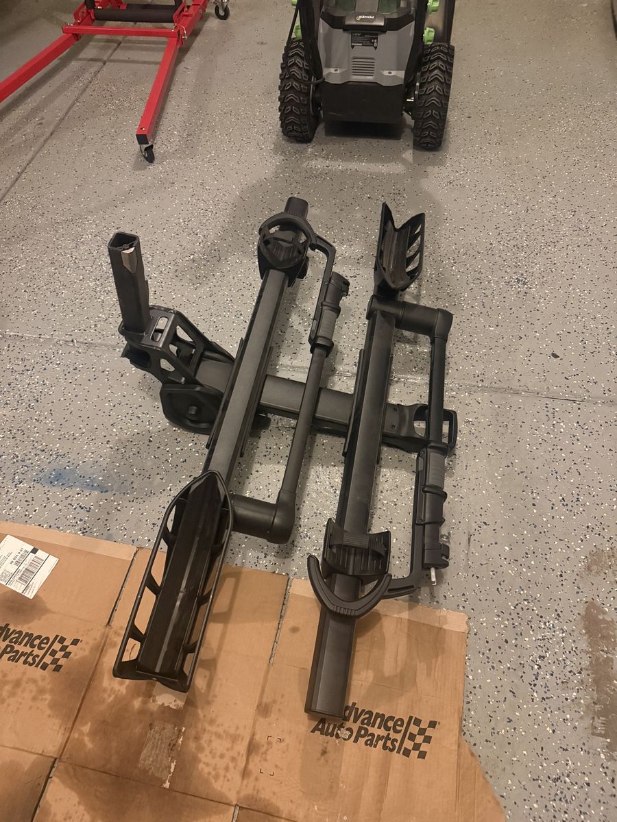 Thule Hitch Double Bike Rack