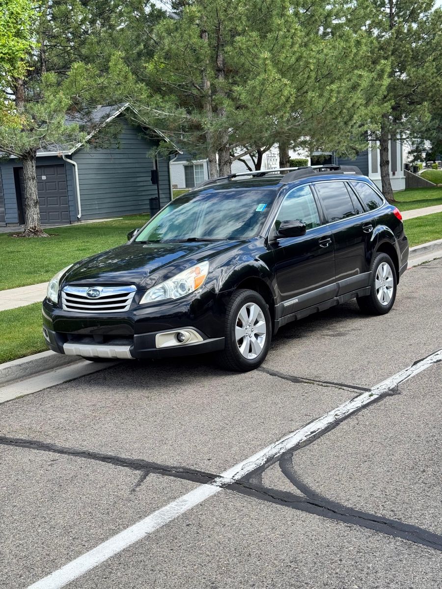 2011 Subaru Outback 2.5i Limited