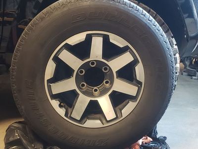 4runner 4 runner stock wheels and tires.