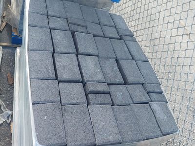 BLACK 3PC PAVERS (6x9,6x6,3x6)
