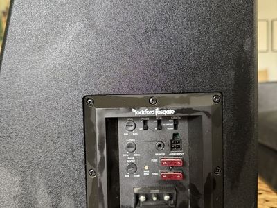 Rockford Fosgate P300-12 12" Powered Subwoofer