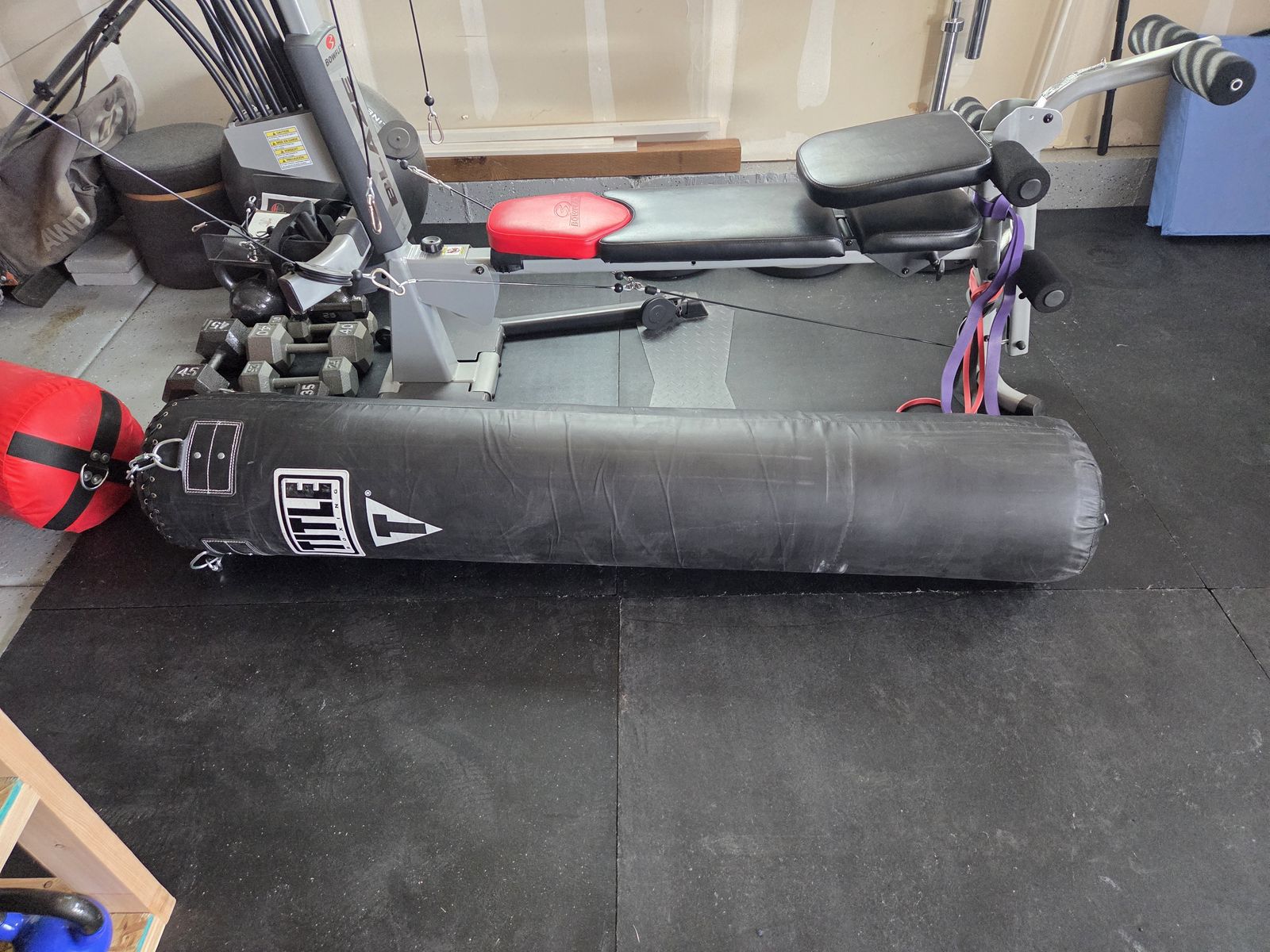 Title 100lb Punching Bag New