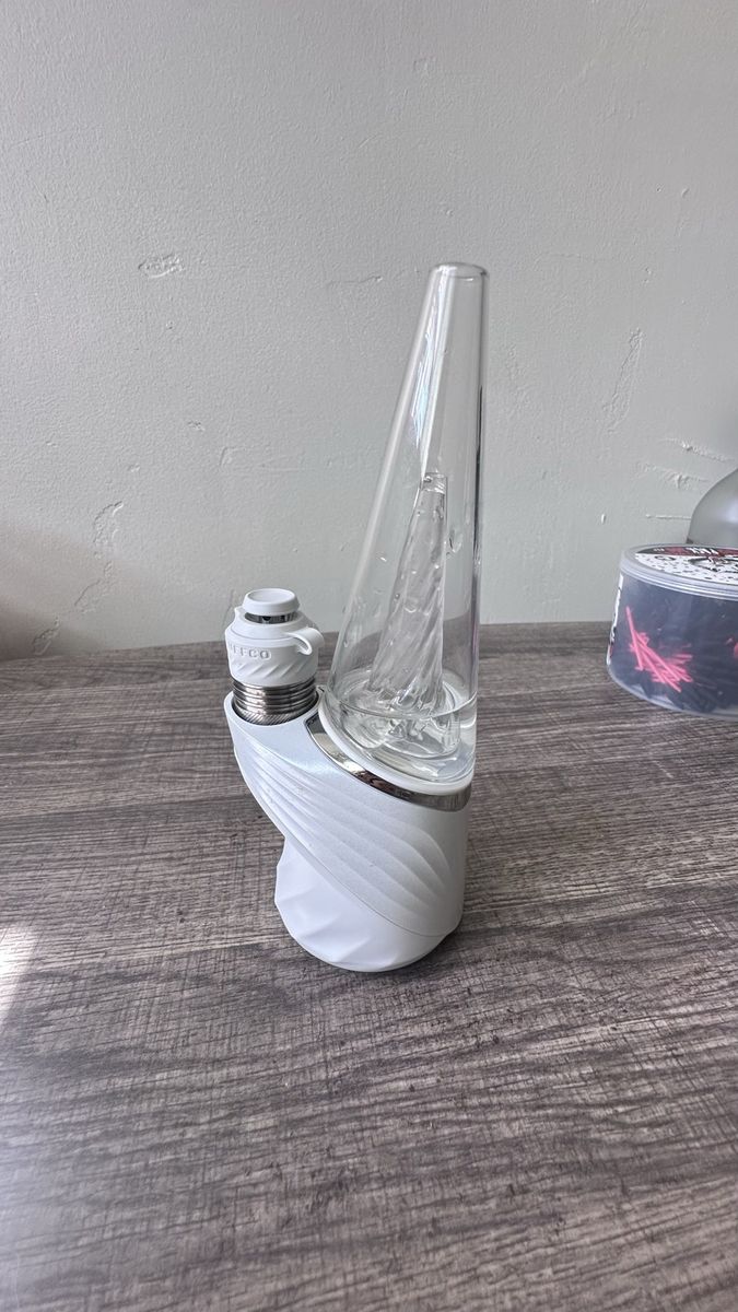 Puffco Peak Pro 3DXL in Pearl