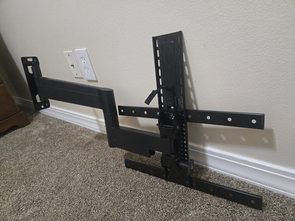 TV wall mount