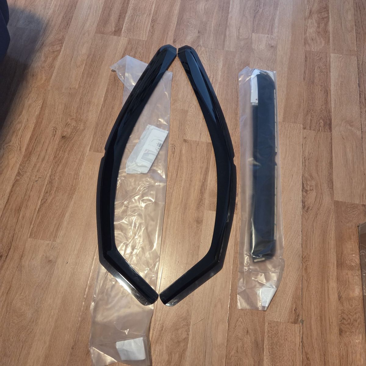 2005-15 toyota tacoma side window  deflectors