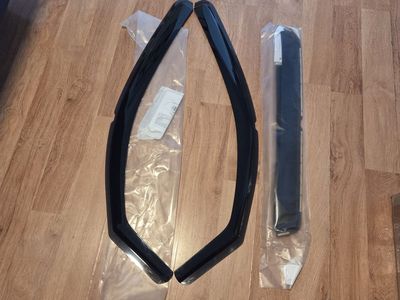 2005-15 toyota tacoma side window deflectors