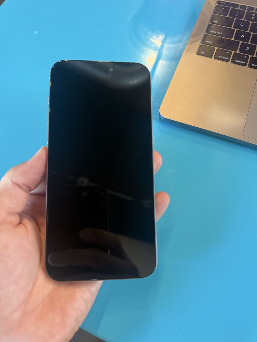 iPhone 15 Pro Max 256GB Unlocked - Box Included