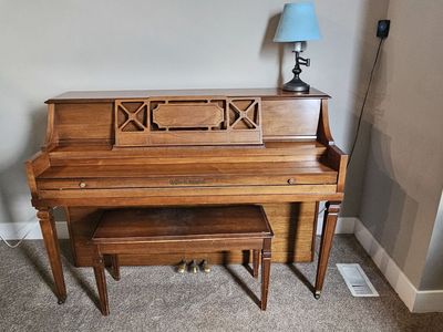 Kohler & Campbell Console Upright Piano – 1976 – Excellent Condition