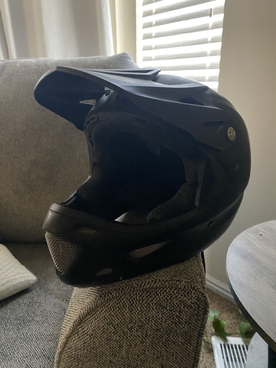 Specialized Dissident Comp Full-Face BMX Racing Helmet - ASTM F1952 Certified, Size SMALL (54-55cm /21.26”-21.65”)