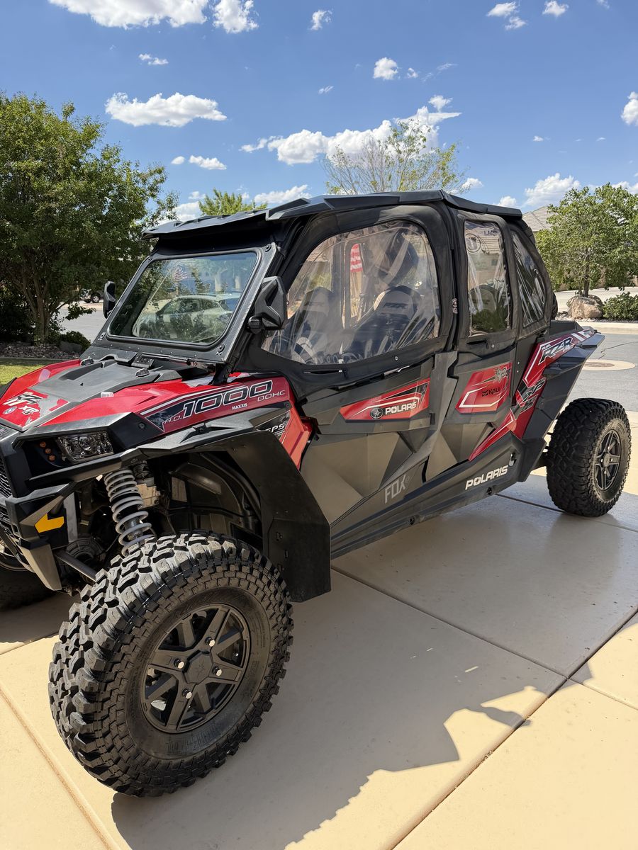 2016 POLARIS RZR 1000