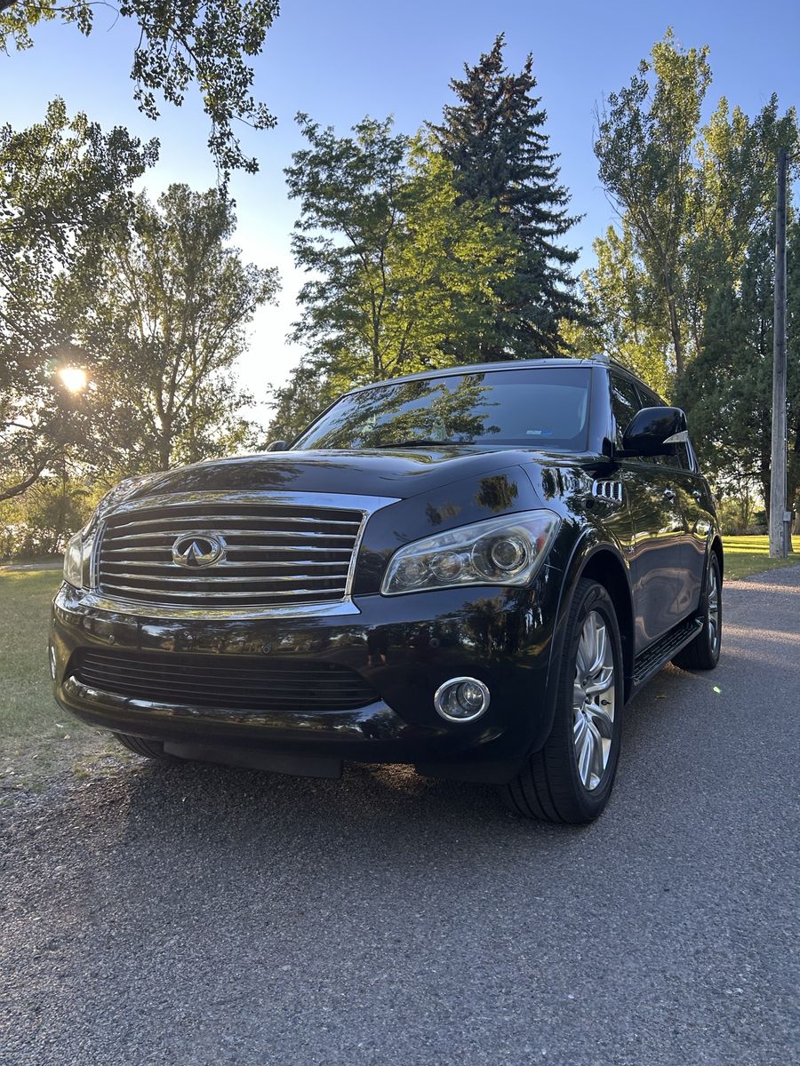 2014 Infiniti QX80 Base