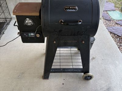 Pit boss pellet smoker