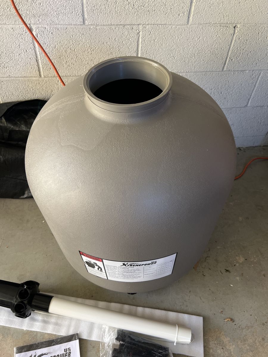 XtremepowerUS 24" Above & In-Ground Pool Sand Filter Tank (SKU 75141)