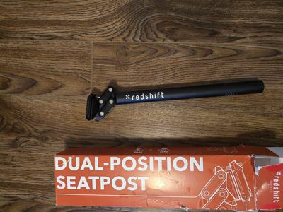 Bike seatpost with adjustable position