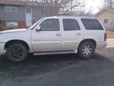 2005 CADILLAC ESCALADE