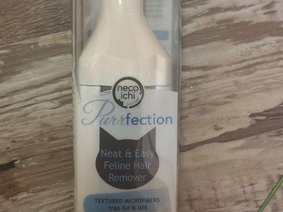 Neco Ichi Purrfection Neat & Easy Feline Hair Remover - New in Packaging, Microfiber