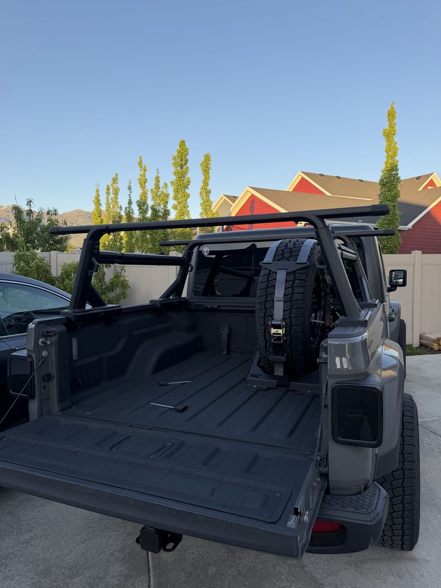 Yakima Overhaul HD System