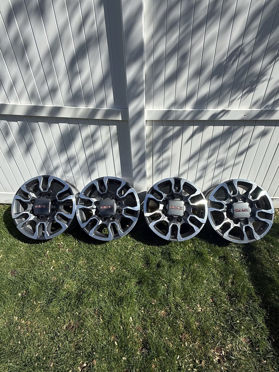 GMC 18” OEM Truck Wheels & Caps